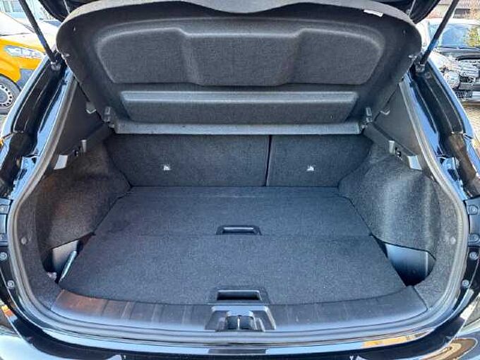 Nissan Qashqai 1.3 159PS N-Connecta