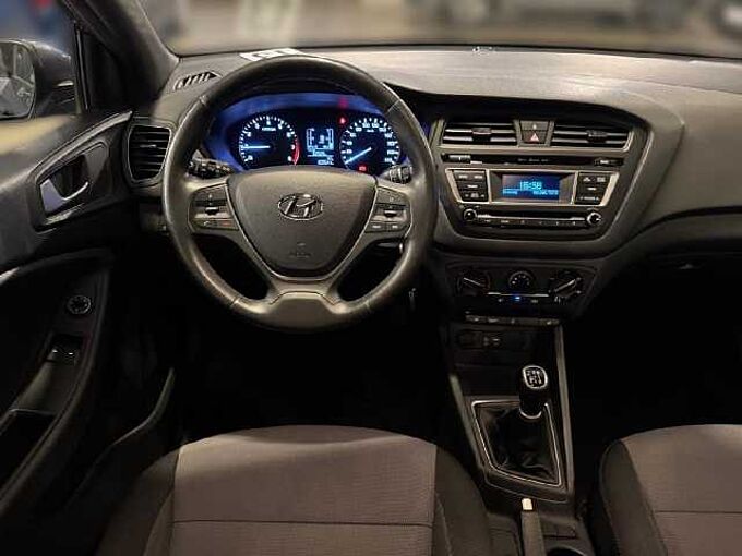Hyundai i20 1.2 84PS YES! *SHZ*LHZ*8-Fach*