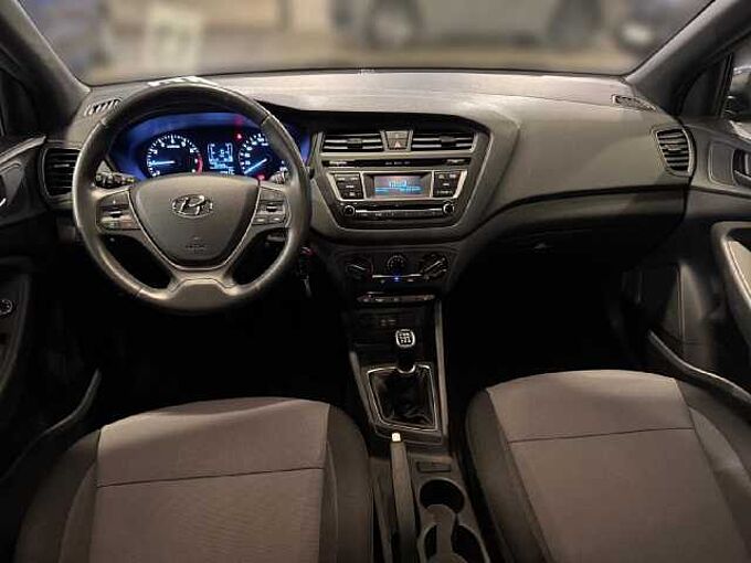 Hyundai i20 1.2 84PS YES! *SHZ*LHZ*8-Fach*