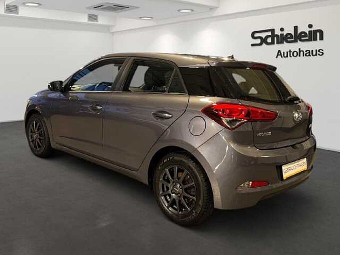 Hyundai i20 1.2 84PS YES! *SHZ*LHZ*8-Fach*