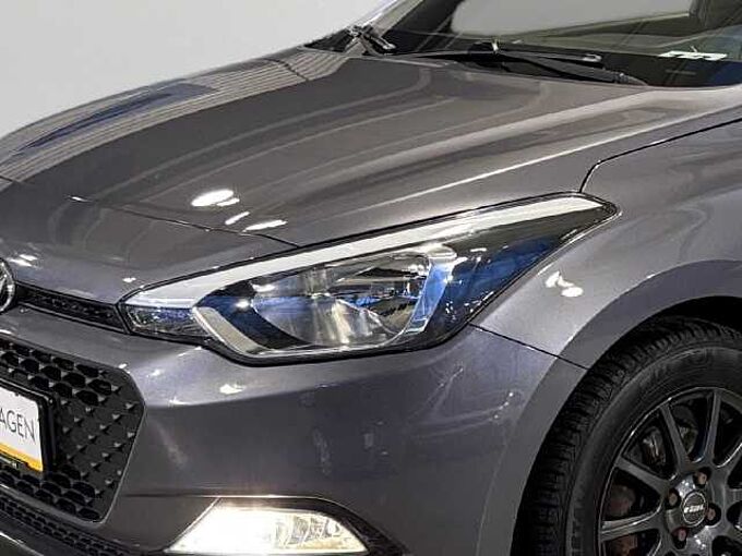 Hyundai i20 1.2 84PS YES! *SHZ*LHZ*8-Fach*