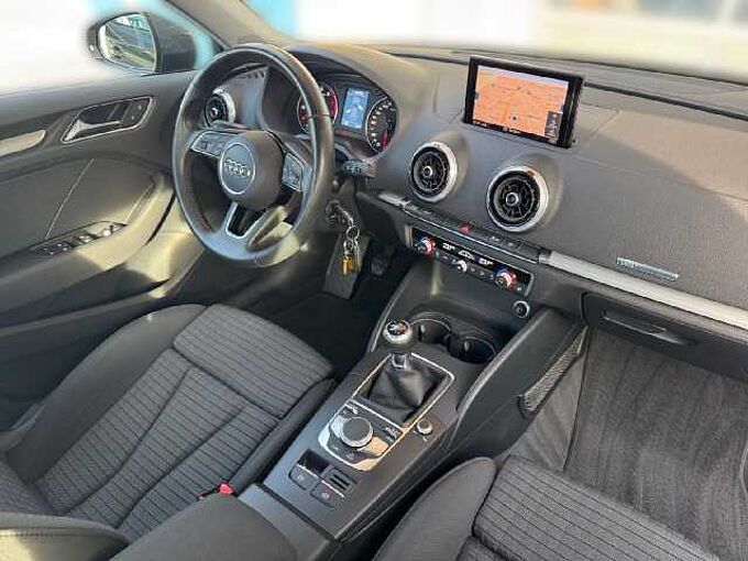 Audi A3 Sportpack 1.0 TFSI 115PS Sport *8-FACH*