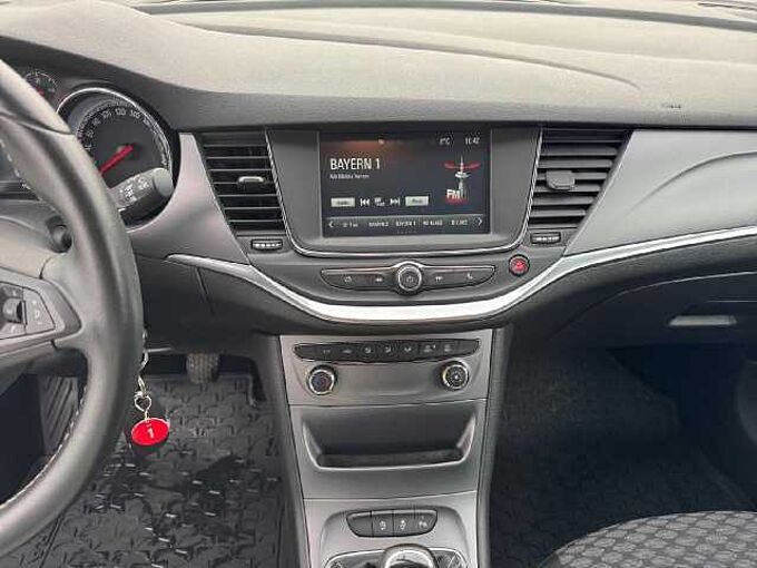 Opel Astra 1.0 105PS *PDC*Licht-Paket*