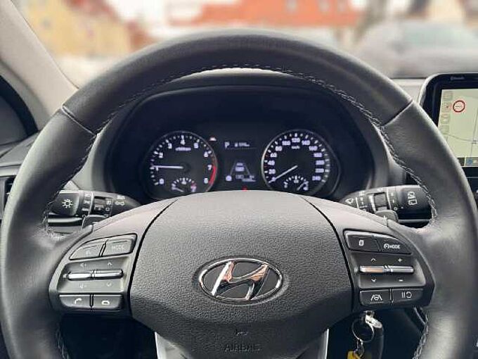 Hyundai i30 1.0 T-GDI 120PS 7-DCT Trend