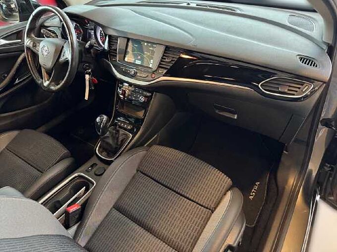 Opel Astra 1.2 Turbo 145PS Elegance *AHK*NAVI*SHZ*