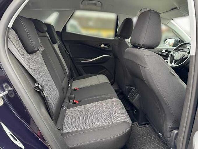 Opel Grandland X 1.2 Turbo 131PS 120 Jahre *AUT*AHK*NAVI*