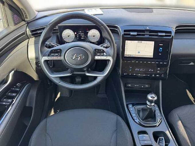 Hyundai Tucson 1.6 T-GDI Advantage 150PS Navi*SHZ*8-fach