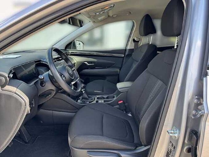 Hyundai Tucson 1.6 T-GDI Advantage 150PS Navi*SHZ*8-fach