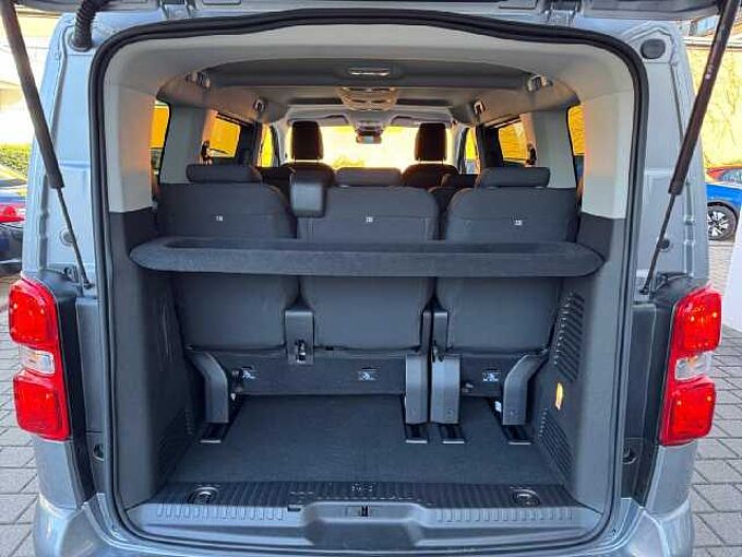 Opel Zafira Life 2.2 Diesel 180PS Edition M 8-Sitzer