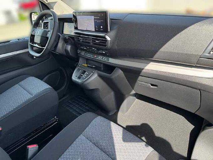 Opel Zafira Life 2.2 Diesel 180PS Edition M 8-Sitzer
