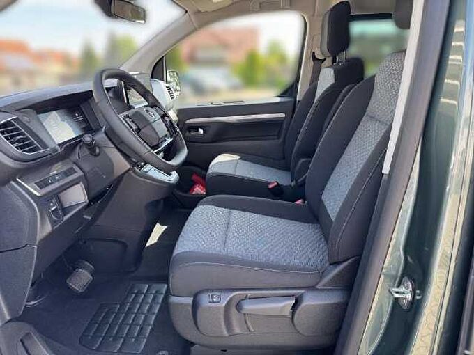 Opel Zafira Life 2.2 Diesel 180PS Edition M 8-Sitzer