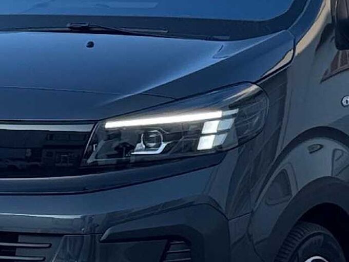 Opel Zafira Life 2.2 Diesel 180PS 7-Sitzer GS *VIP+*