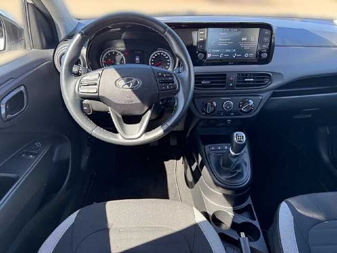 Hyundai i10 1.0 67PS Trend