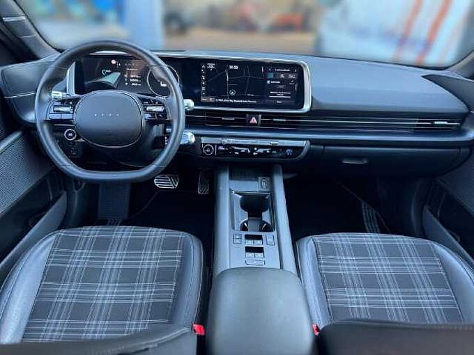 Hyundai IONIQ 6 77,4kWh 325PS First Edition *TOPZUSTAND*
