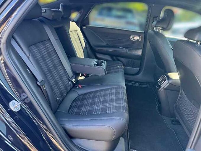 Hyundai IONIQ 6 77,4kWh 325PS First Edition *TOPZUSTAND*