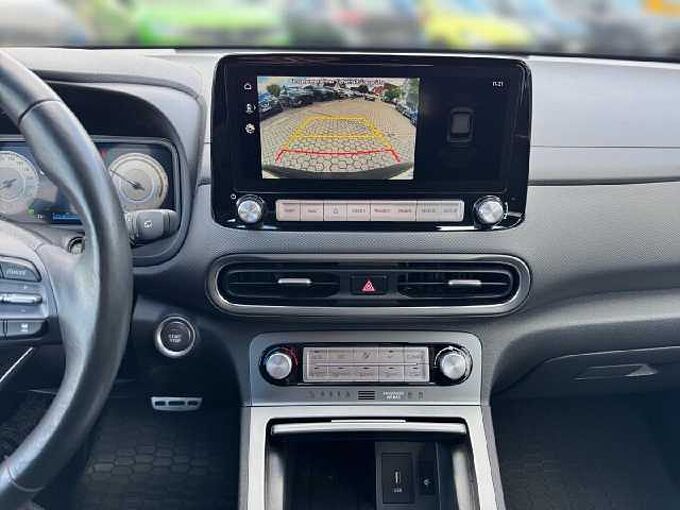 Hyundai KONA Elektro 65kWh 204PS Trend *TOPZUSTAND*