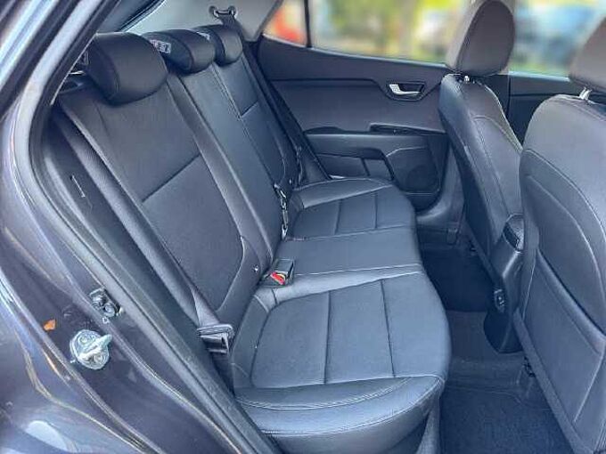 Kia Stonic 1.0 T-GDI 120 PS Platinum Edition