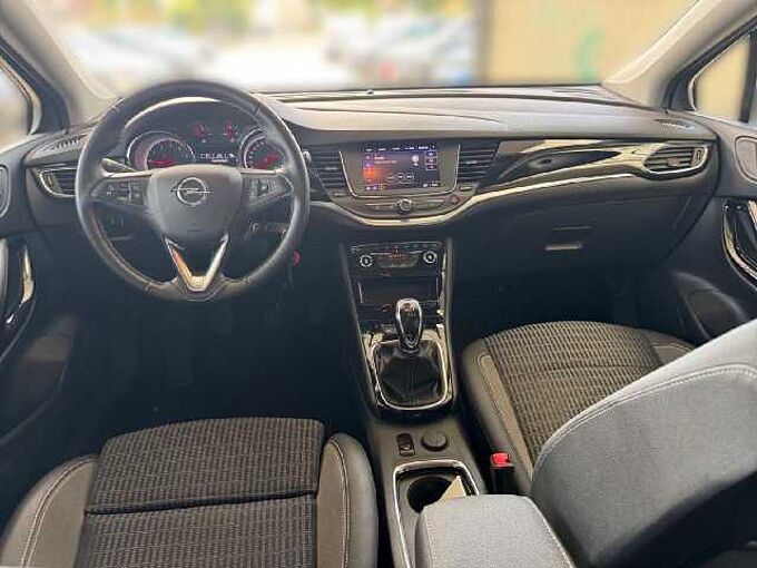 Opel Astra 1.2 Turbo 131PS Elegance *SHZ*R-KAMERA*
