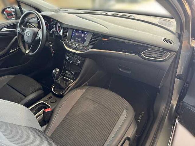 Opel Astra 1.2 Turbo 131PS Elegance *SHZ*R-KAMERA*