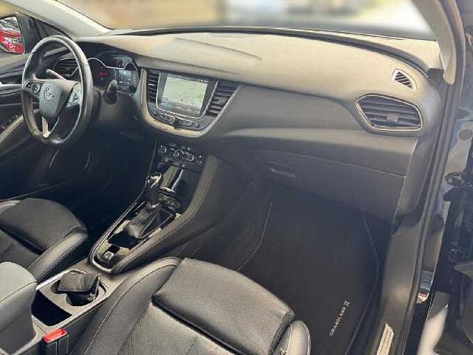Opel Grandland X 1.6 Turbo 181PS Ultimate *AUT*AHK*NAVI*