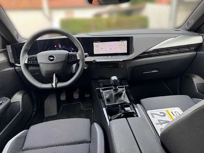 Opel Astra 1.2 Turbo 131PS Edition *NAVI*AHK*SHZ*LHZ*