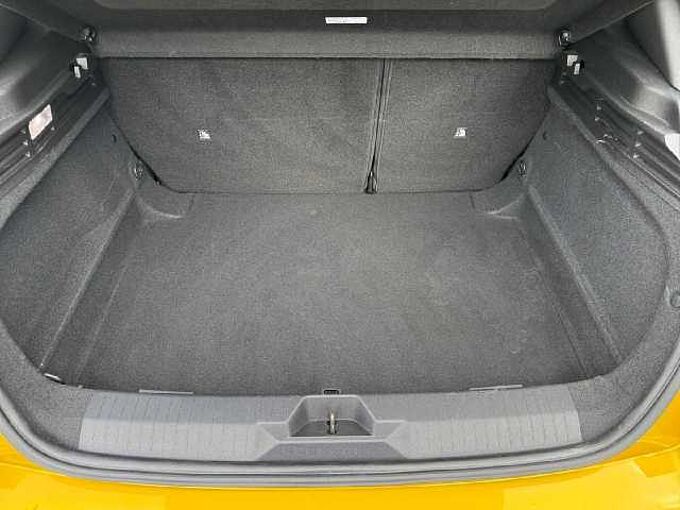 Opel Astra 1.2 Turbo 131PS Edition *NAVI*AHK*SHZ*LHZ*