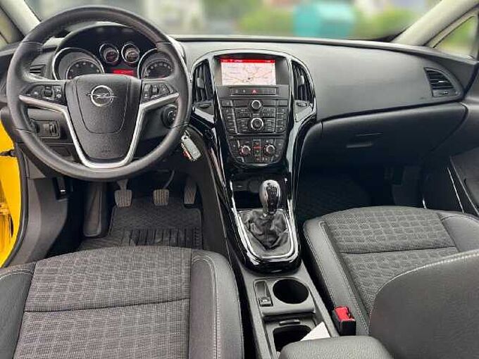 Opel Astra 1.4 Turbo 140PS *BI-XENON*