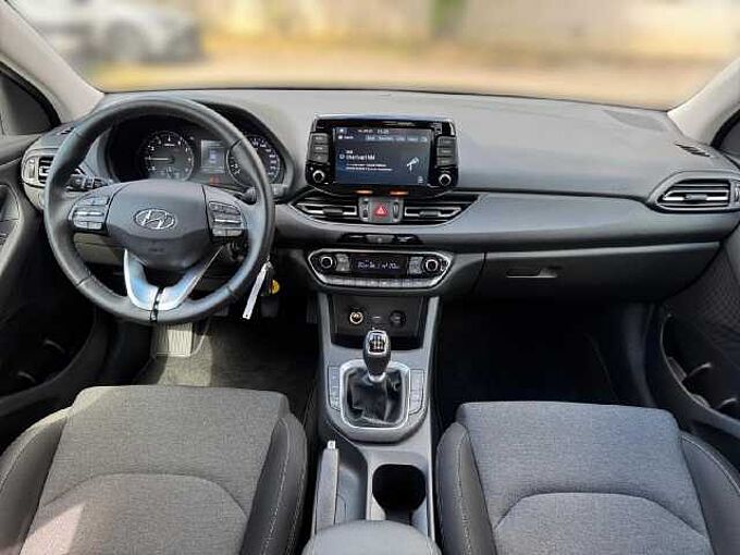 Hyundai i30 1.0 T-GDI 120PS Trend *8-FACH-BEREIFT*
