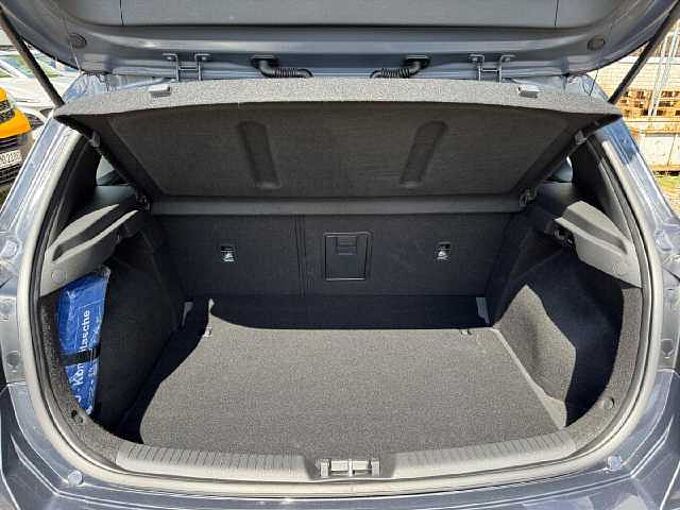 Hyundai i30 1.0 T-GDI 120PS Trend *8-FACH-BEREIFT*