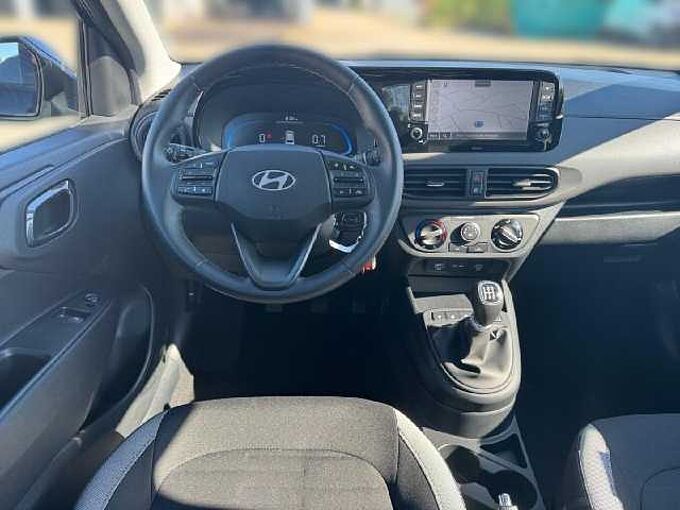 Hyundai i10 1.0 63PS Trend *NAVI*SHZ*LHZ*R-KAMERA*