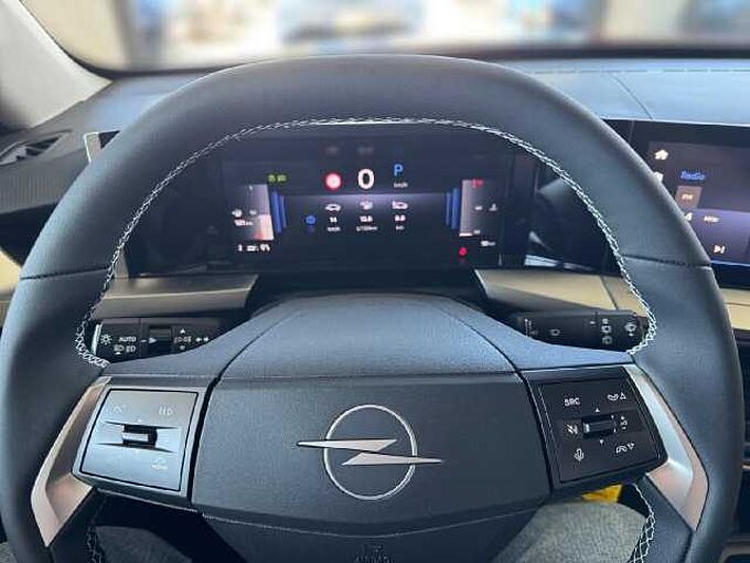 Opel Frontera 1.2 Turbo 110PS Hybrid Ultimate