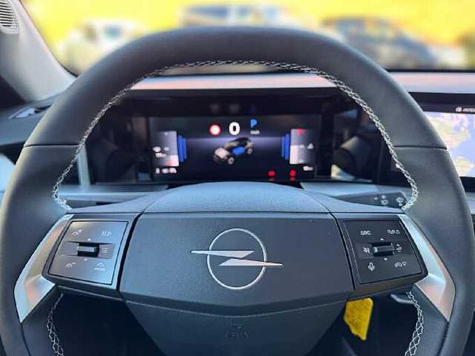 Opel Frontera 1.2 Turbo Hybrid 145PS Ultimate