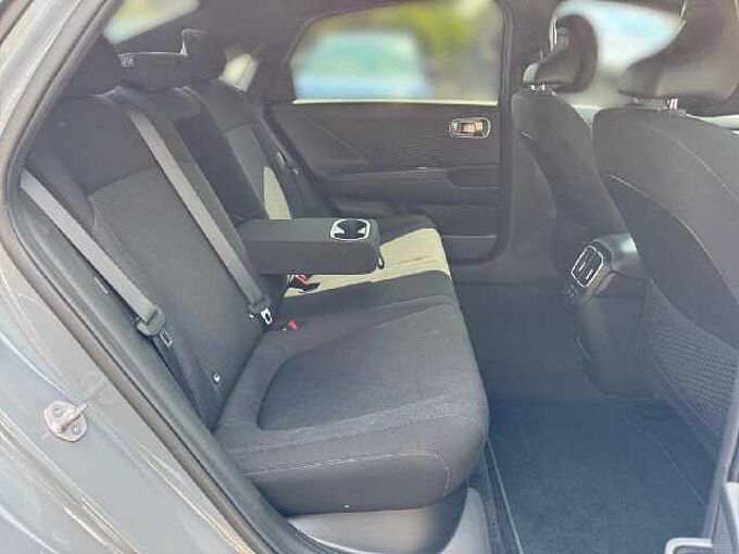 Hyundai IONIQ 6 77,4 kWh 229PS TECHNIQ *TOPZUSTAND*