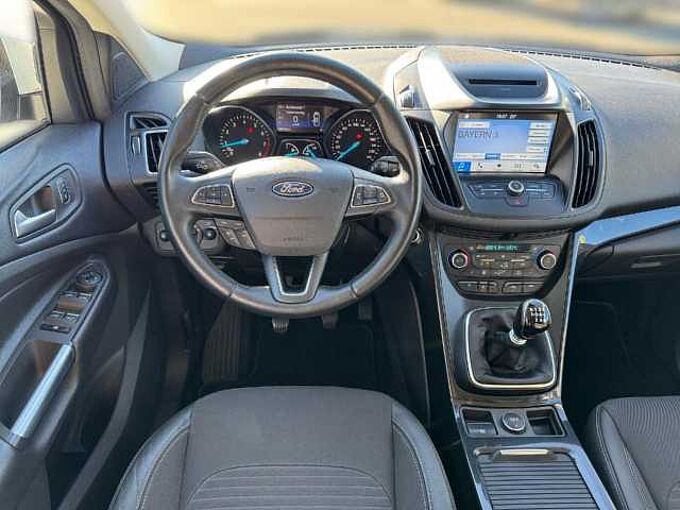 Ford Kuga 1.5 EcoBoost Titanium *1.Hand*AHK*