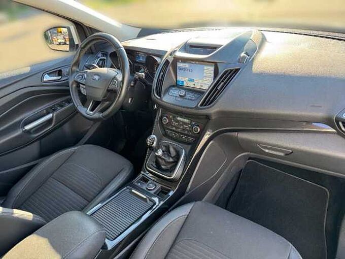 Ford Kuga 1.5 EcoBoost Titanium *1.Hand*AHK*