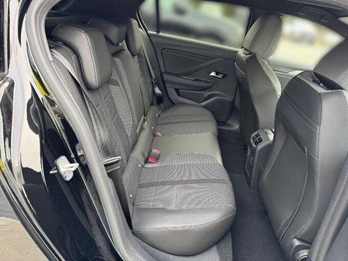 Opel Astra 5-Türer 1.2 Hybrid 145PS GS *ALLWETTER*