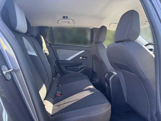 Opel Astra Enjoy 1.2 Turbo 110PS *NAVI*LED*SHZ*