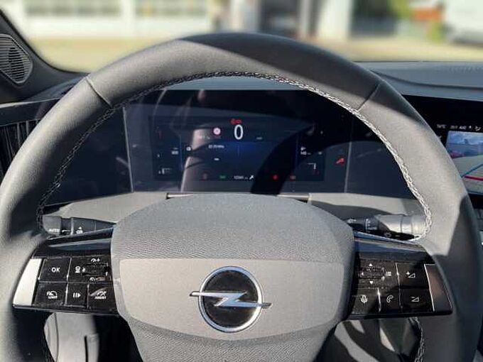 Opel Astra 1.2 Turbo 131PS Edition *NAVI*SHZ*8-FACH*