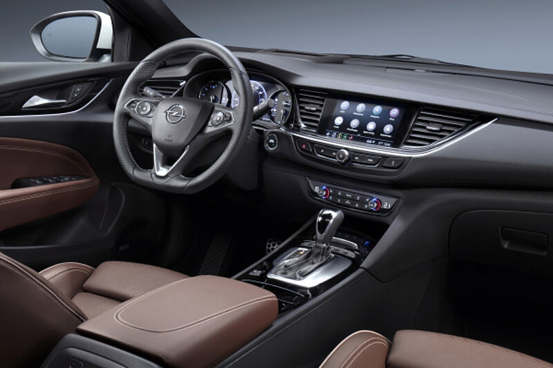https://de-media.opel.com/de/bestens-vernetzt-opel-insignia-mit-neuer-infotainment-generation